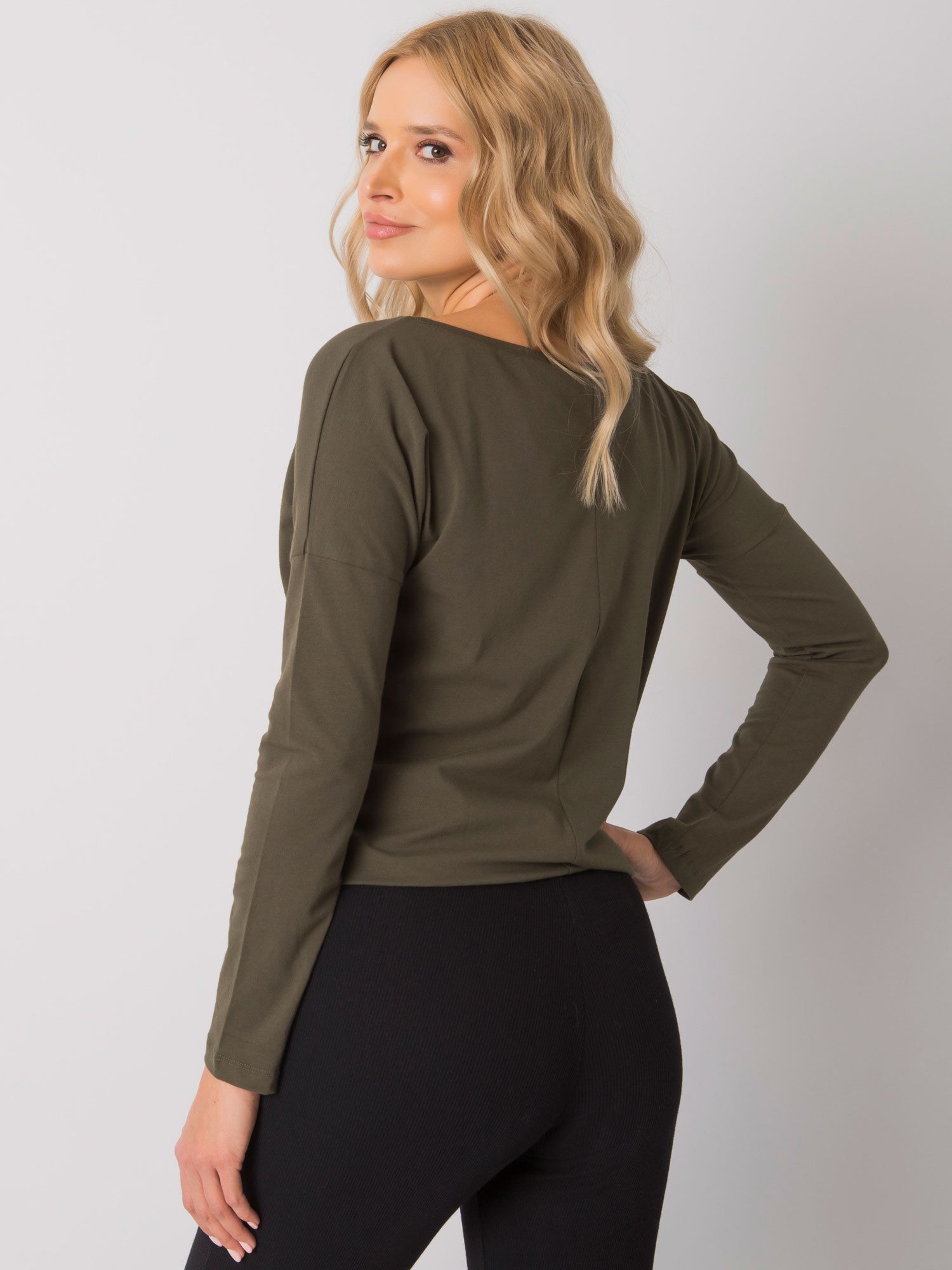 Khaki bluzka basic z długim rękawem