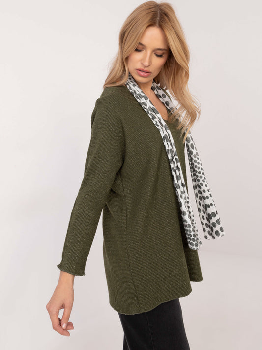 Khaki sweter oversize z apaszką w grochy