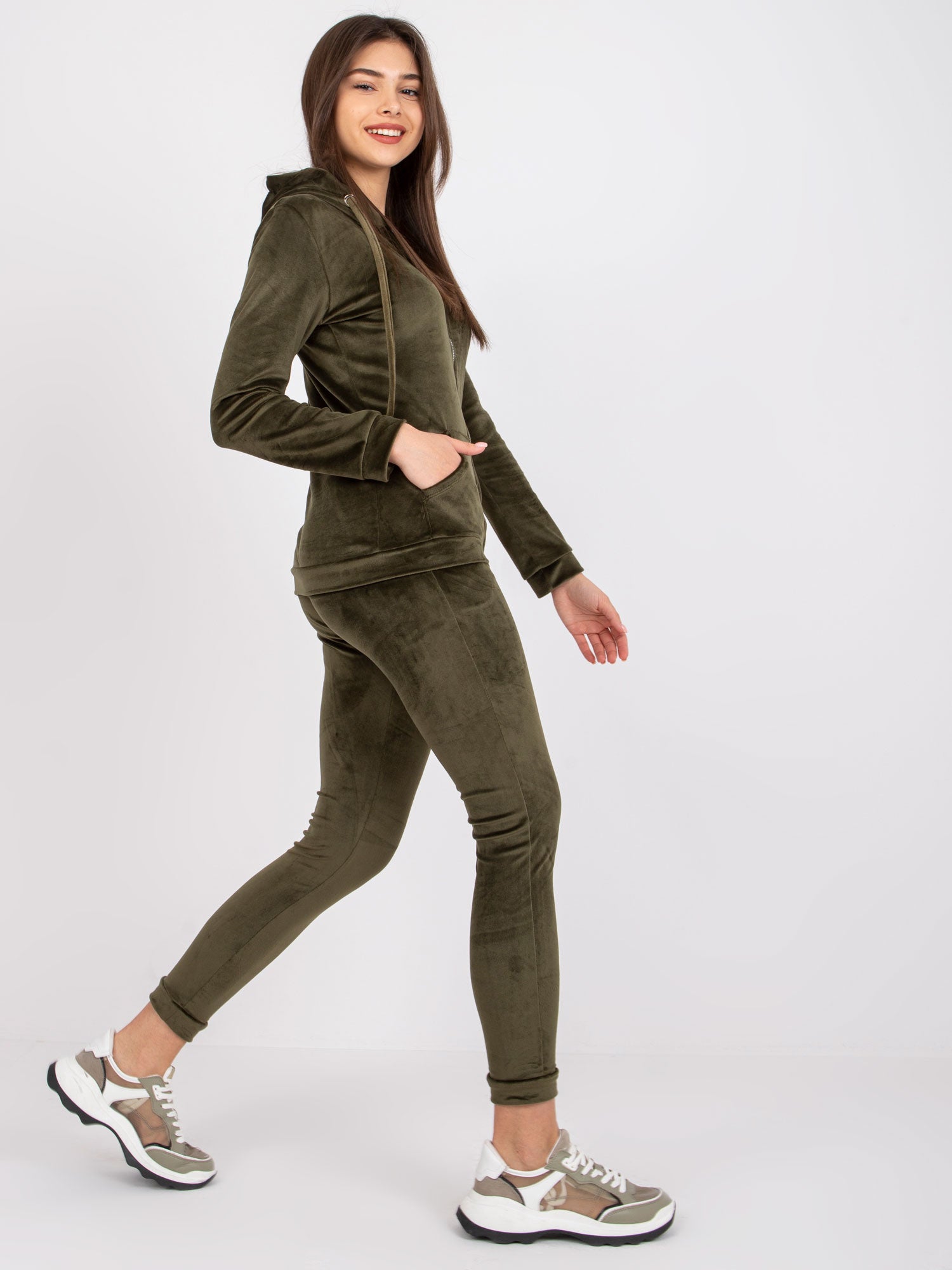 Khaki komplet welurowy damski