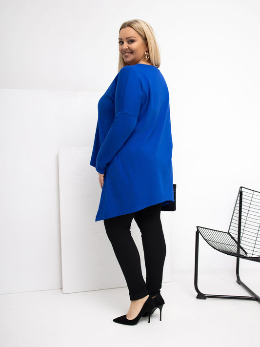 Kobaltowa bluzka plus size z dłuższym tyłem