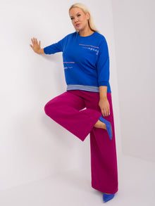 Kobaltowa damska bluzka plus size z napisami