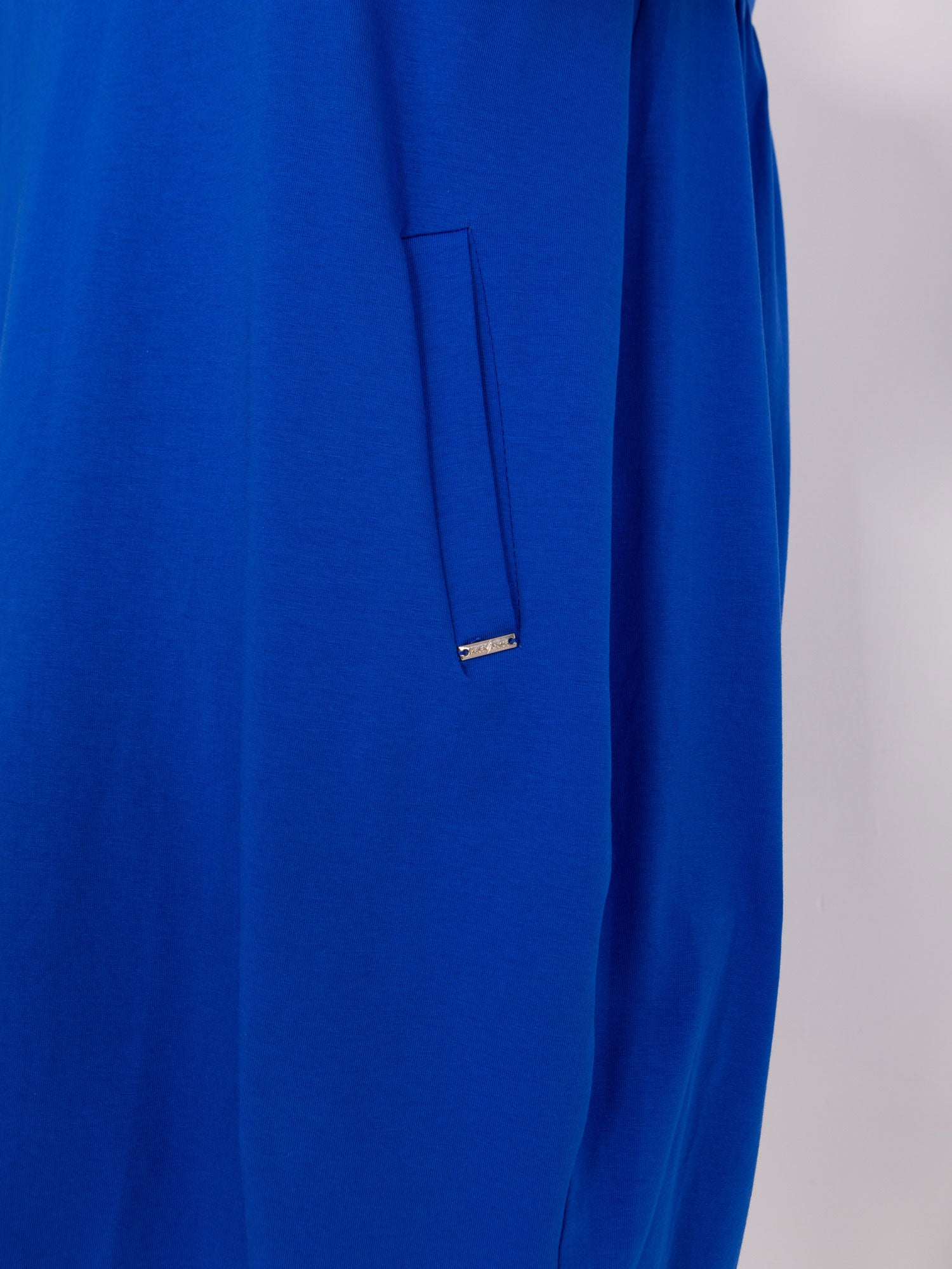 Kobaltowa bawełniana sukienka plus size