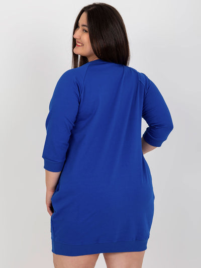Kobaltowa mini sukienka plus size z rękawem 3/4