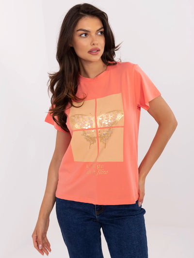 Koralowy damski t-shirt z aplikacją