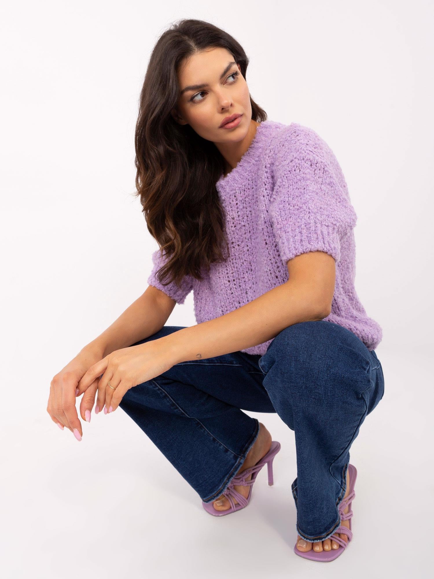 Liliowy sweter oversize z domieszką alpaki