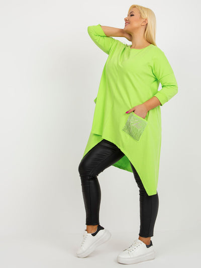 Limonkowa bluzka plus size o asymetrycznym kroju