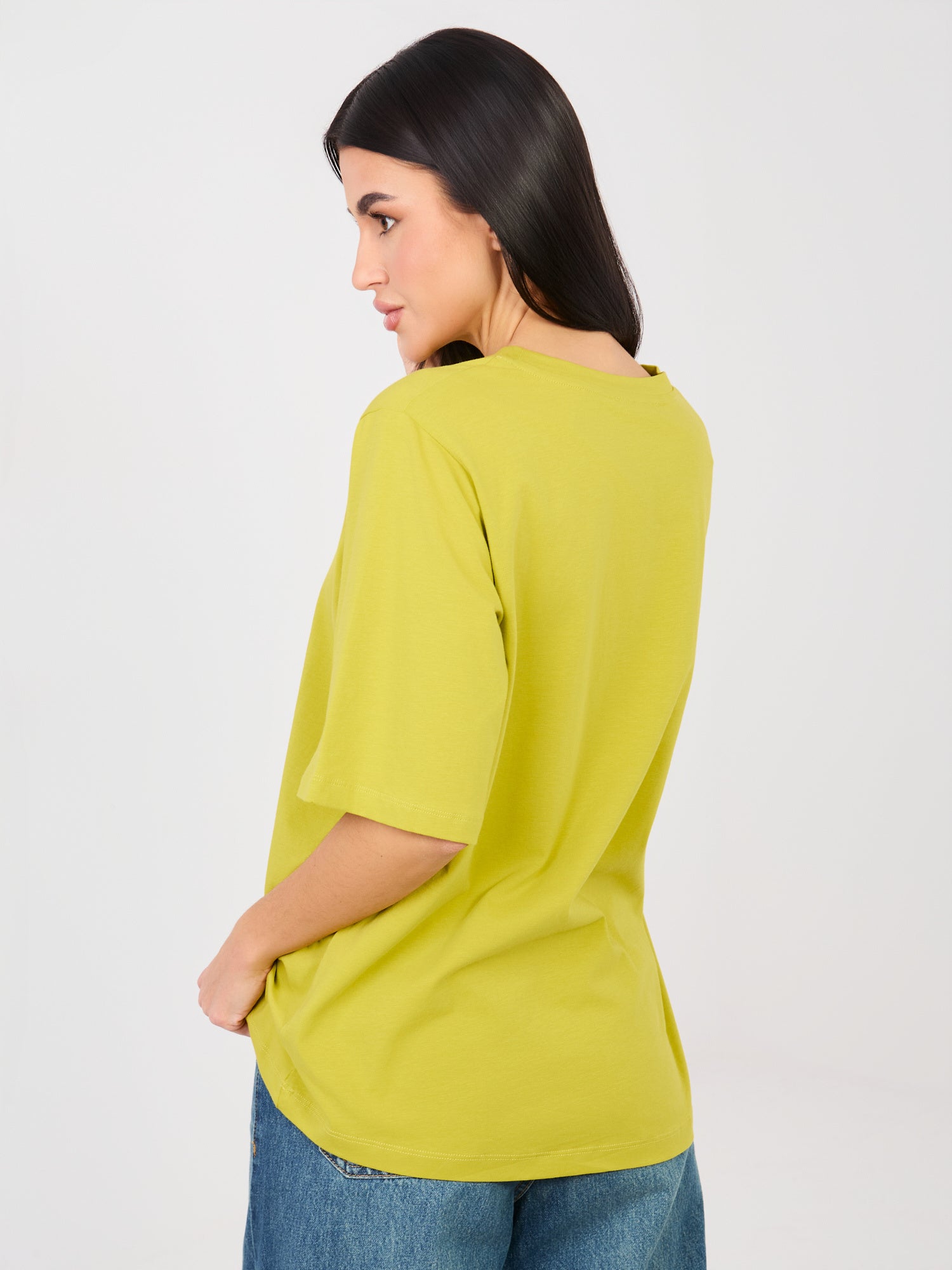 Limonkowy damski t-shirt o luźnym kroju RUE PARIS