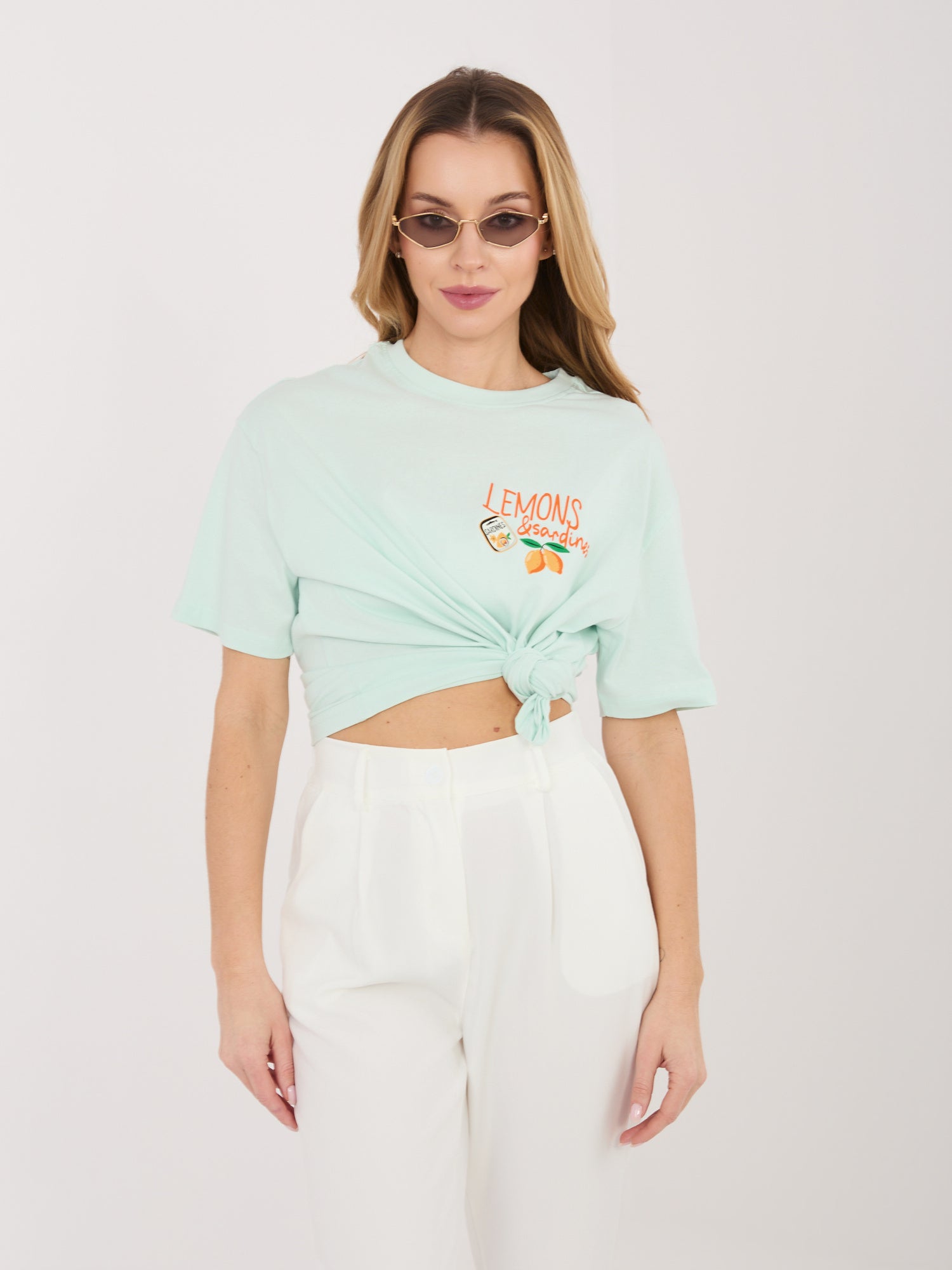 SUBLEVEL Miętowy damski t-shirt z letnim nadrukiem