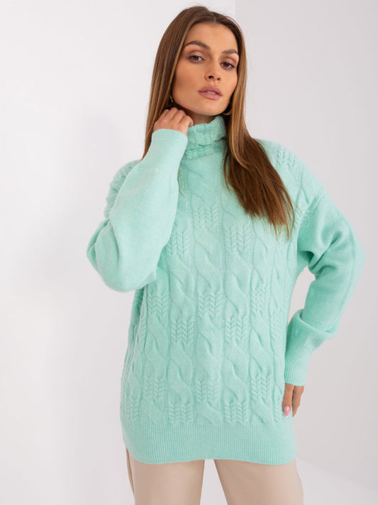 Miętowy dzianinowy sweter z golfem