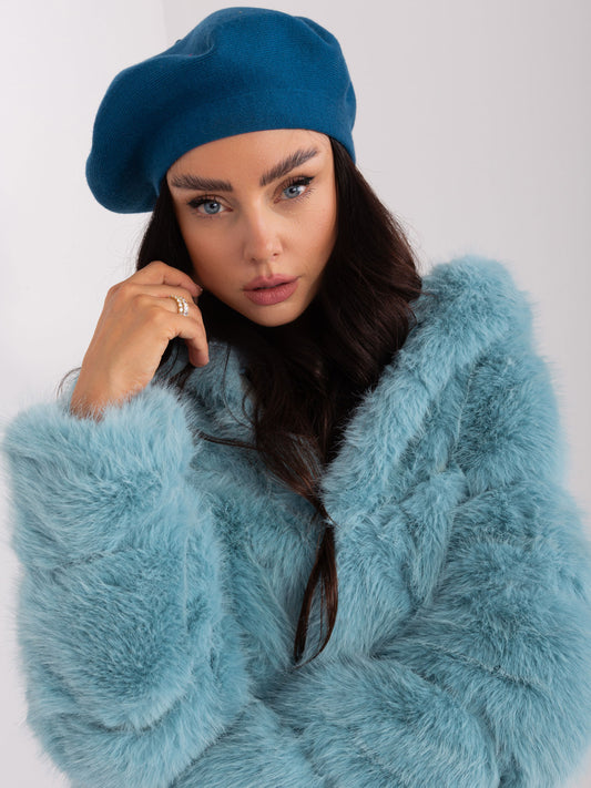Morski beret damski z dzianiny