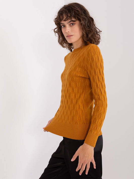 Musztardowy dzianinowy sweter klasyczny