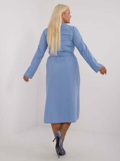 Niebieska długa sukienka plus size z bawełny