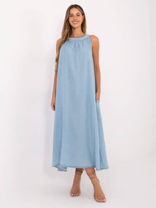 Niebieska maxi sukienka oversize na lato