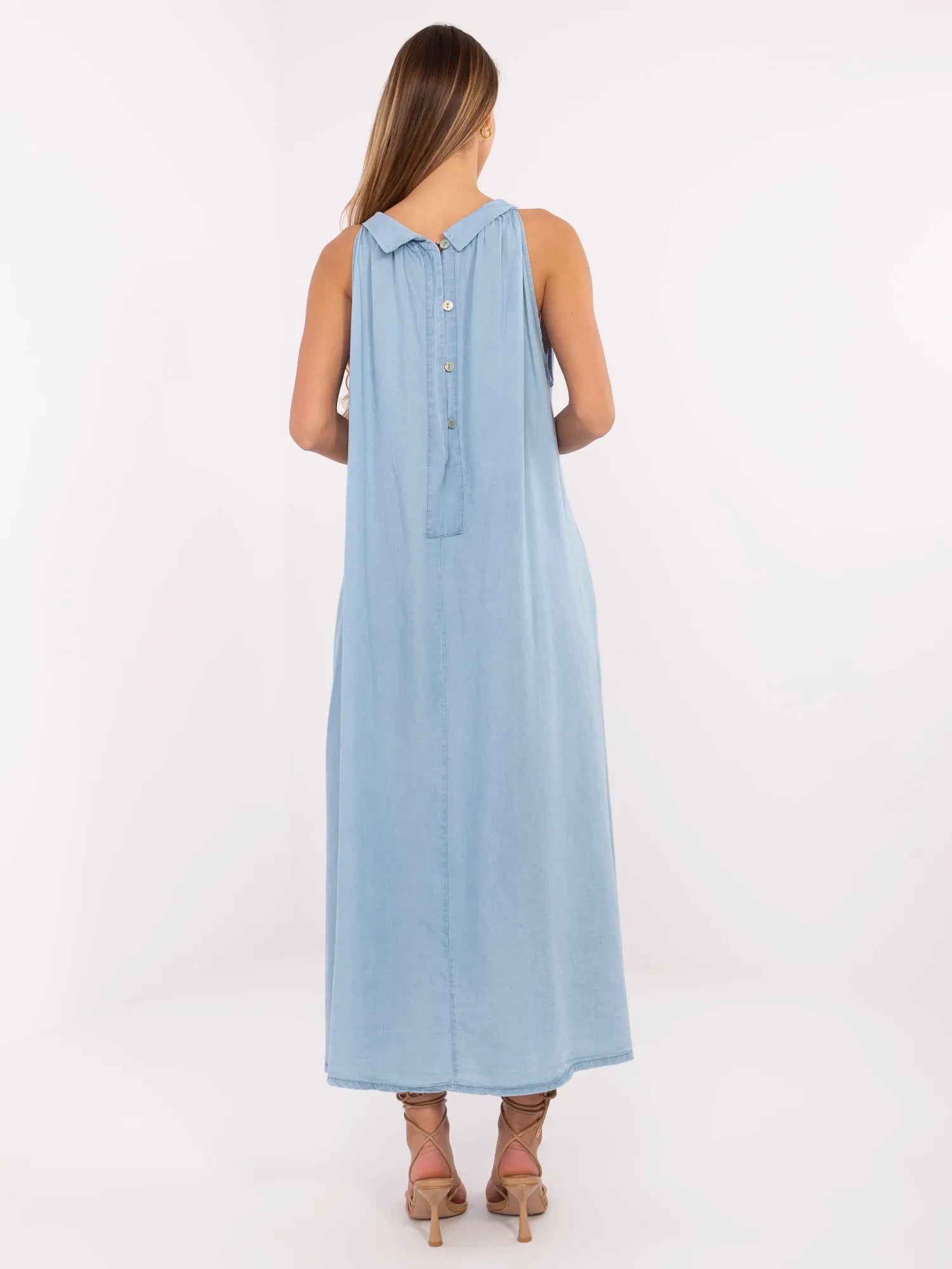 Niebieska maxi sukienka oversize na lato