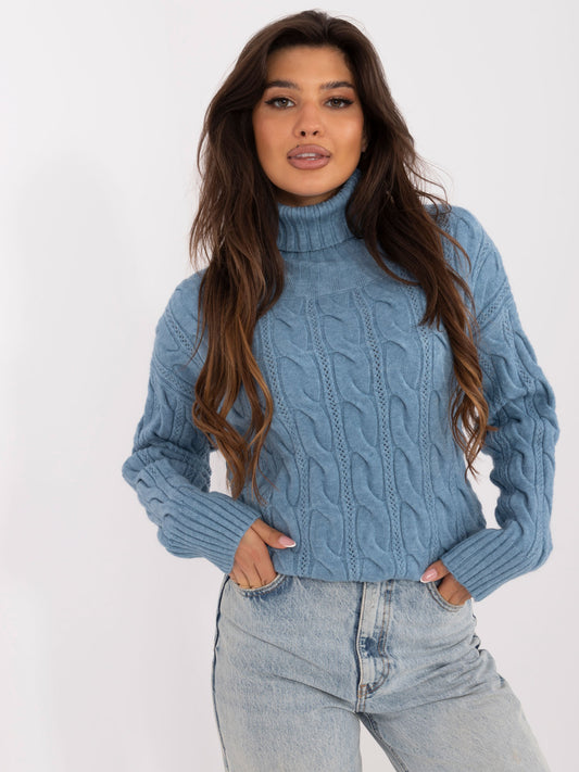 Niebieski damski sweter golf w warkocze