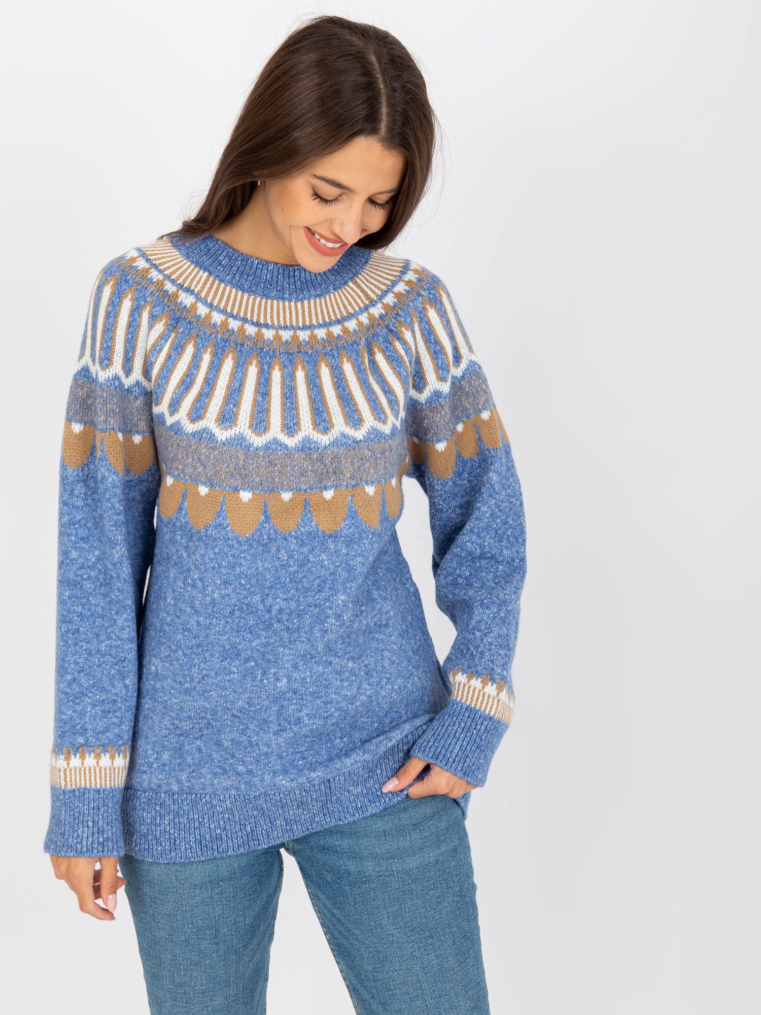 Niebieski sweter klasyczny ze wzorem RUE PARIS