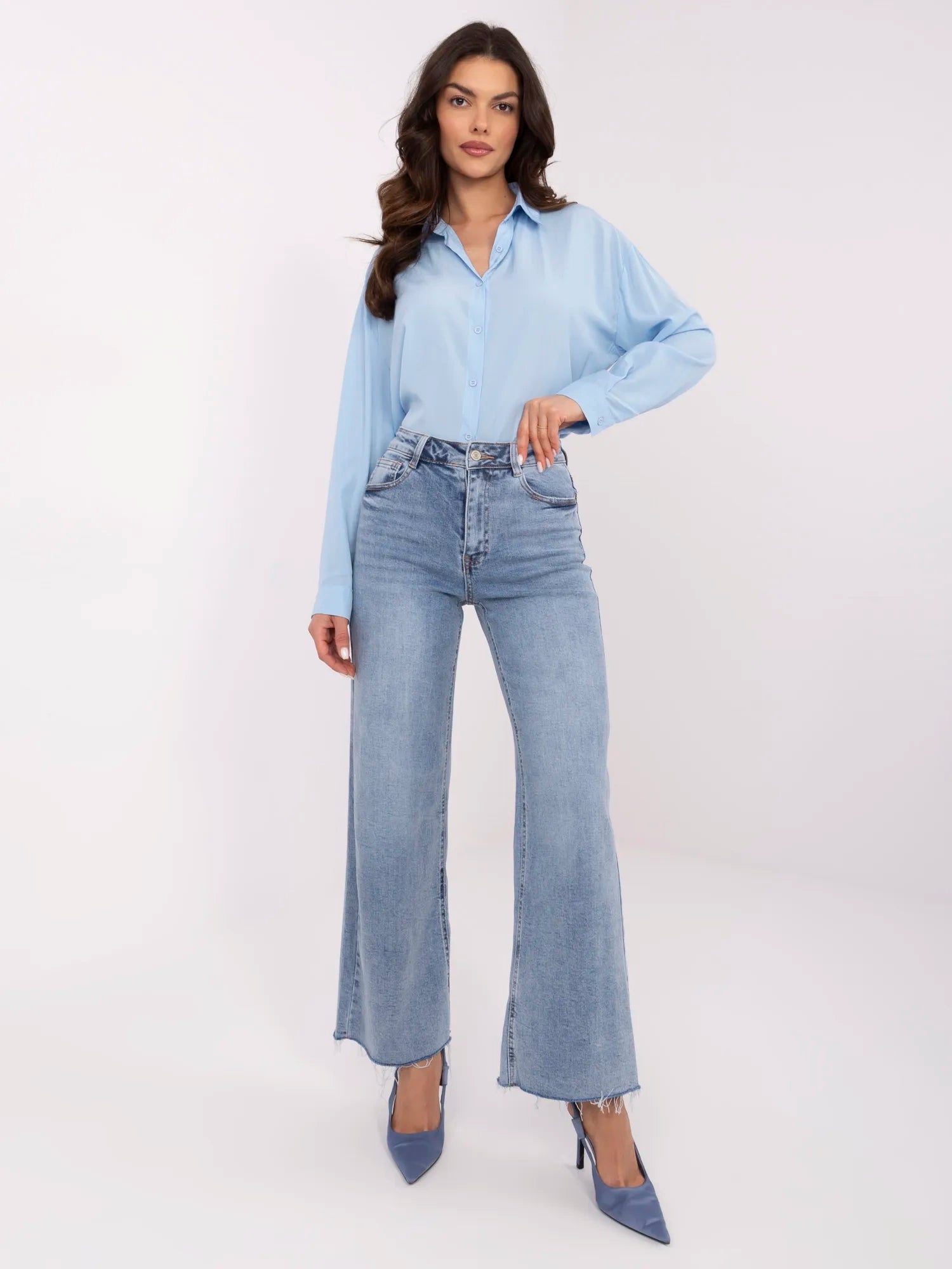 Niebieskie damskie jeansy wide leg