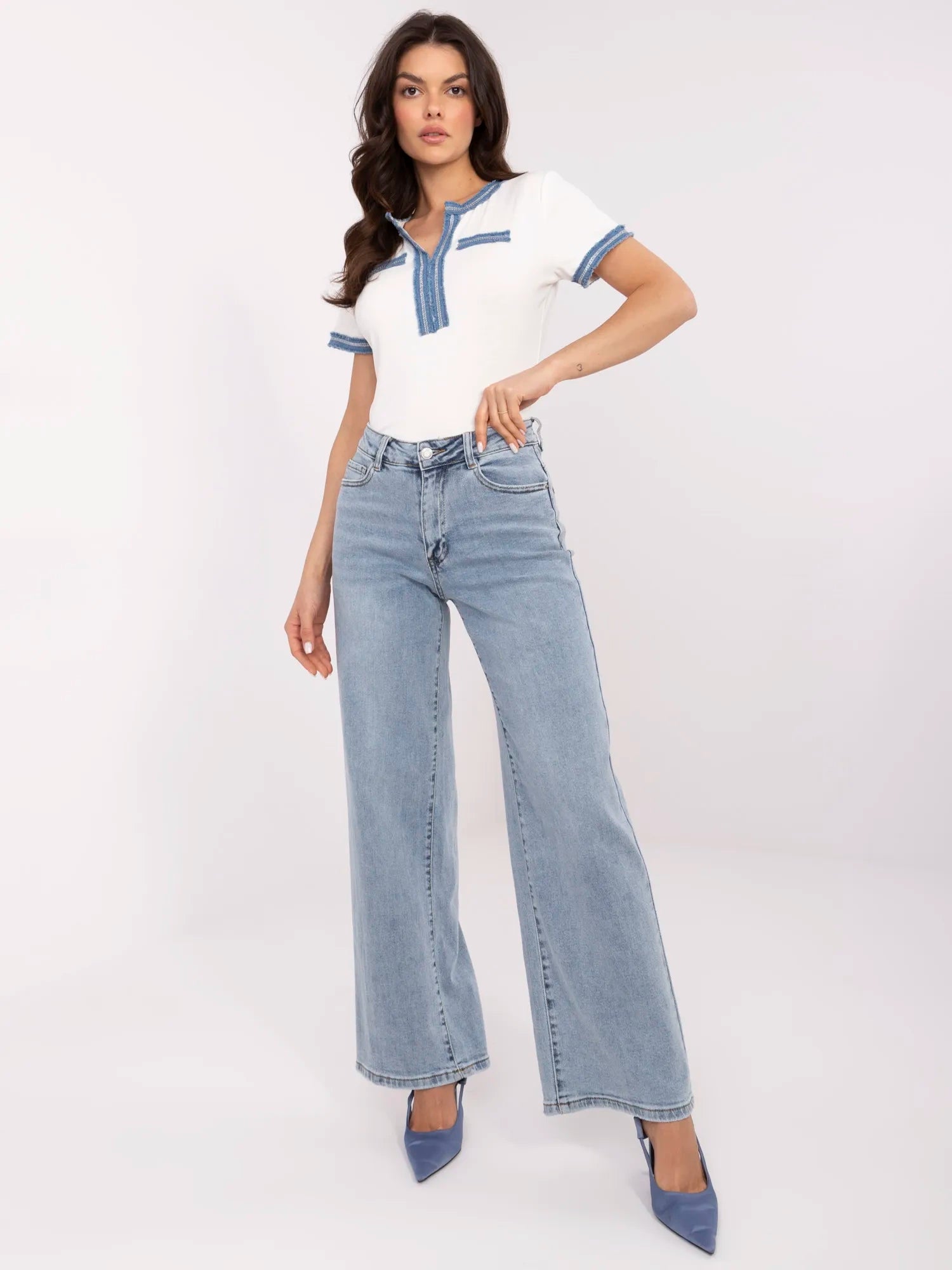 Niebieskie długie jeansy dad fit mide-rise