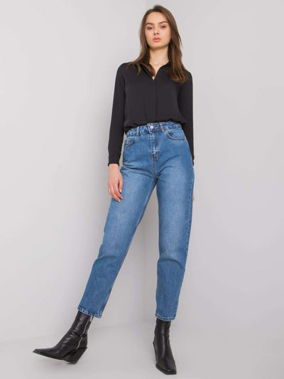 Niebieskie spodnie jeansowe mom fit