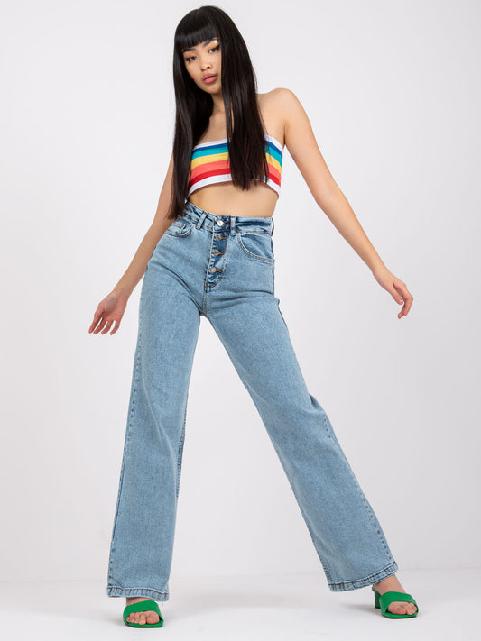 Niebieskie spodnie jeansowe high waist
