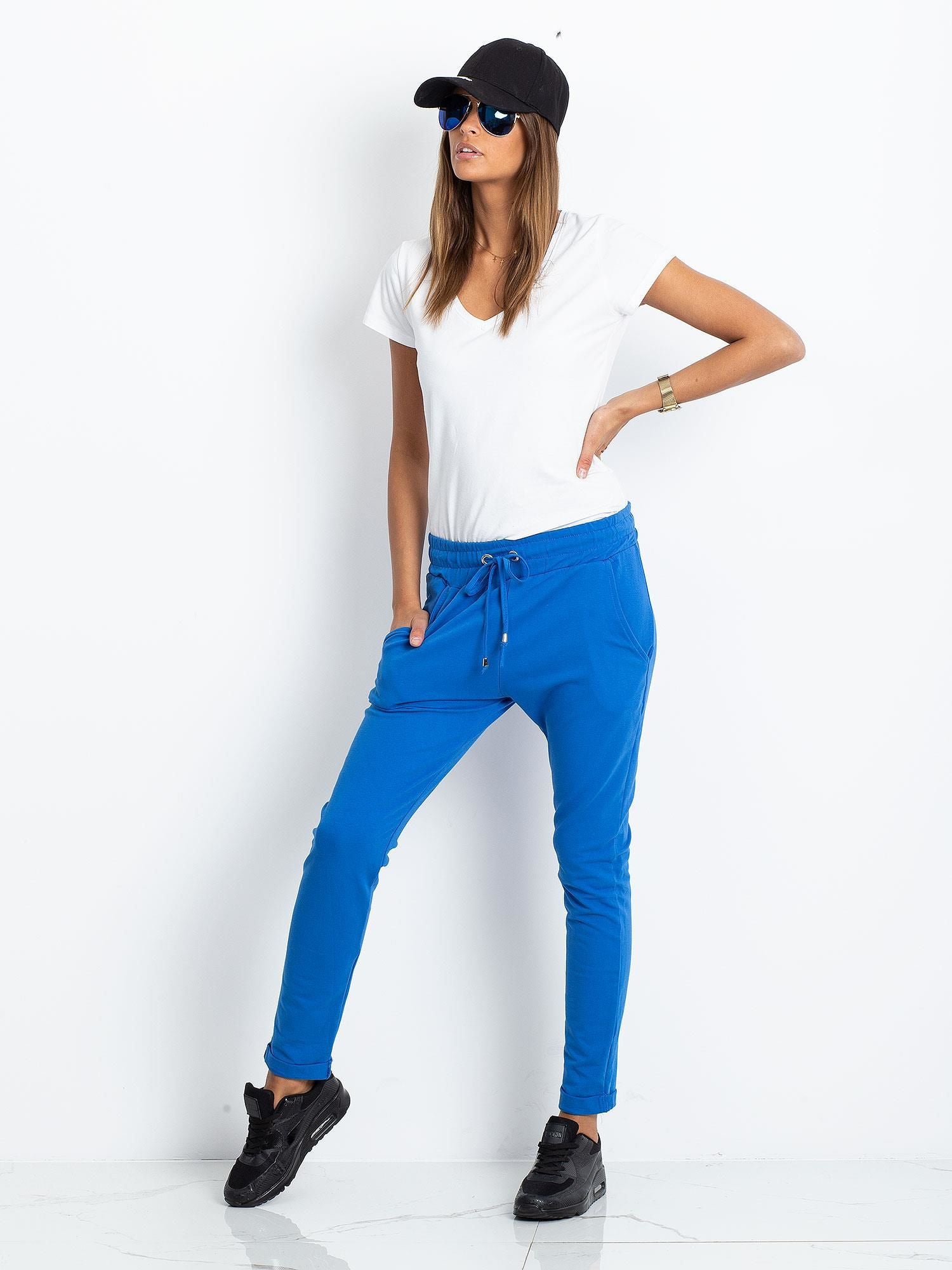 Niebieskie bawełniane damskie spodnie dresowe