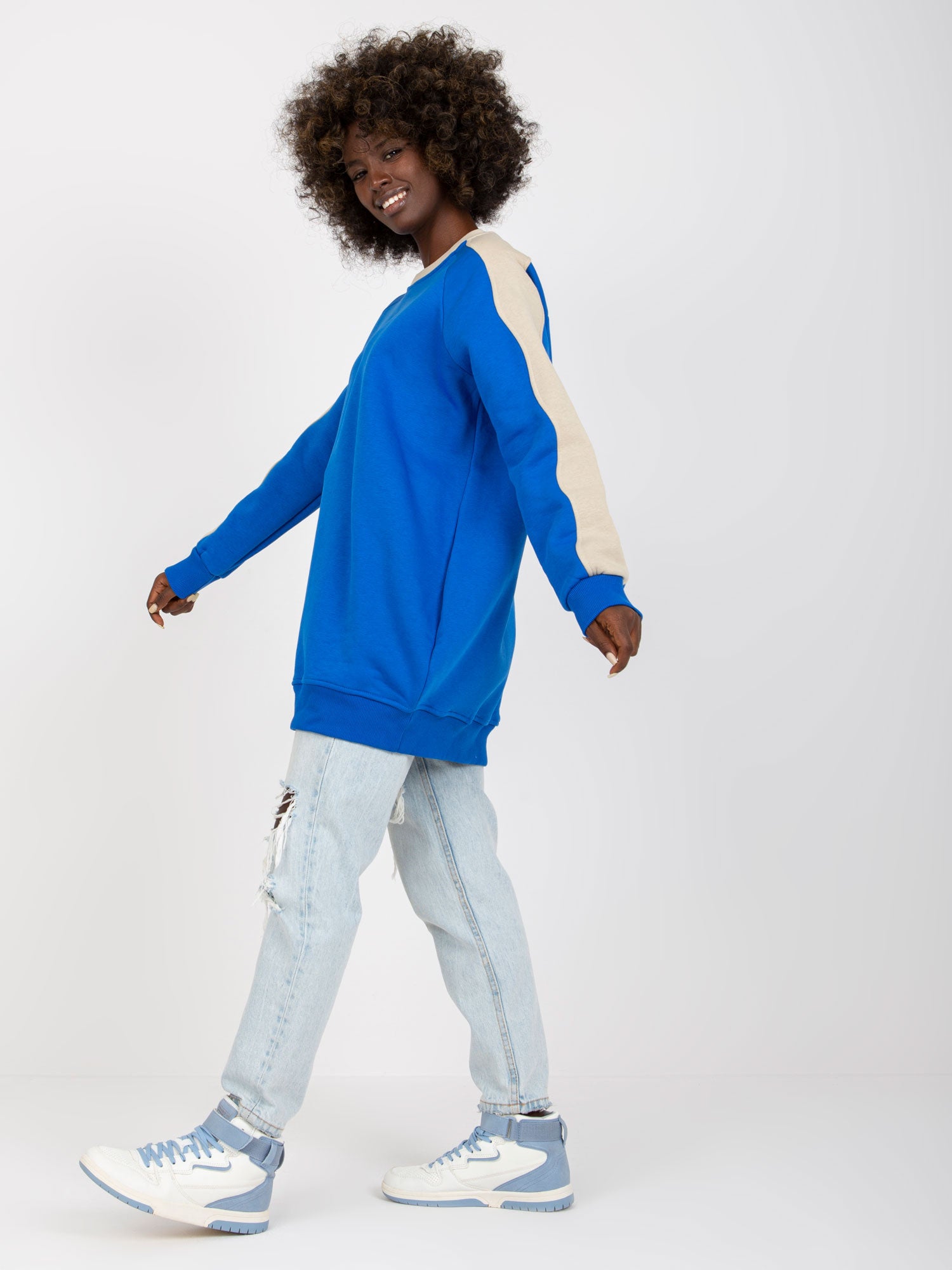 Niebiesko-beżowa dresowa bluza basic z bawełny