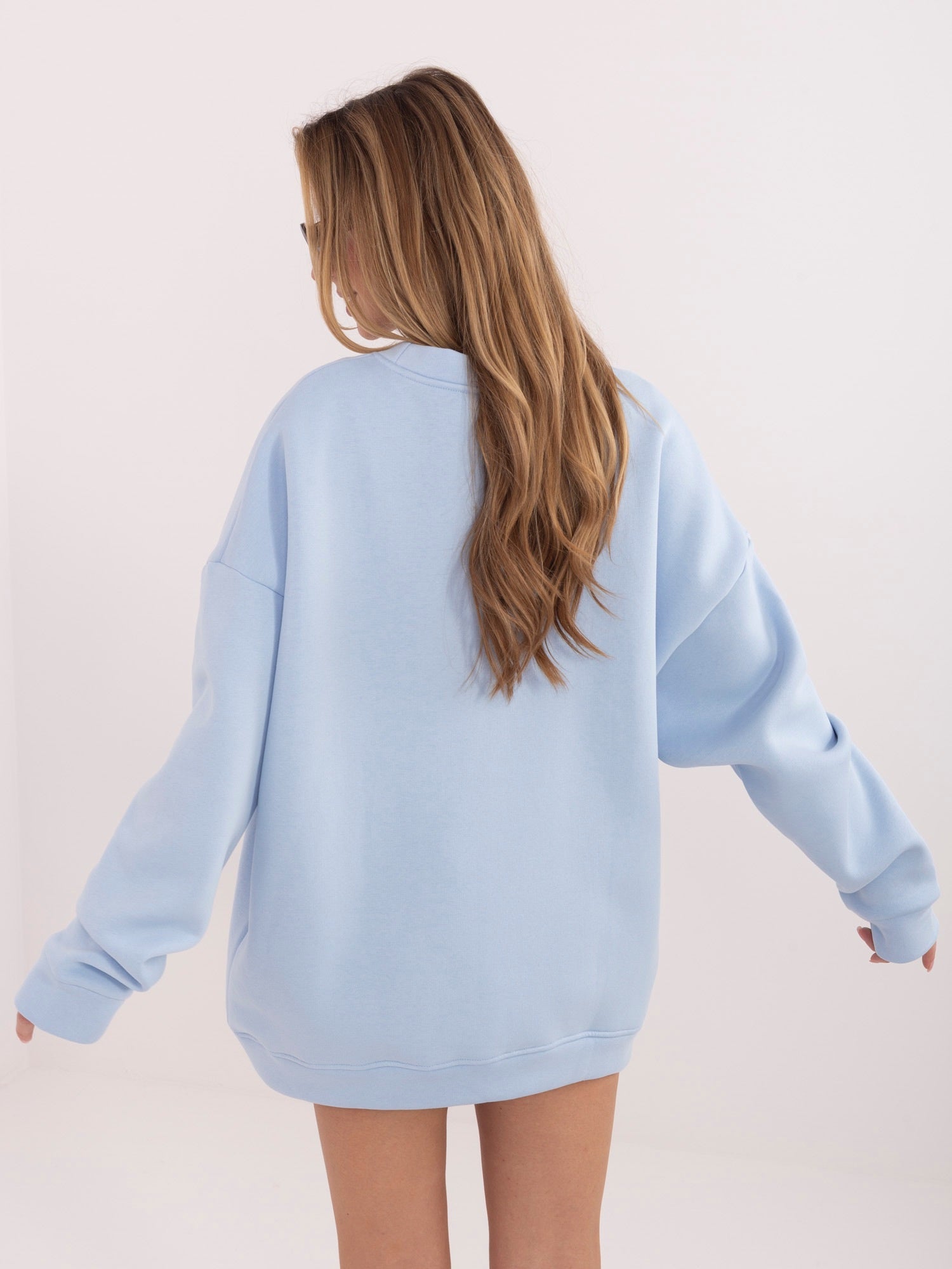 RUE PARIS Pastelowa niebieska ocieplana bluza oversize