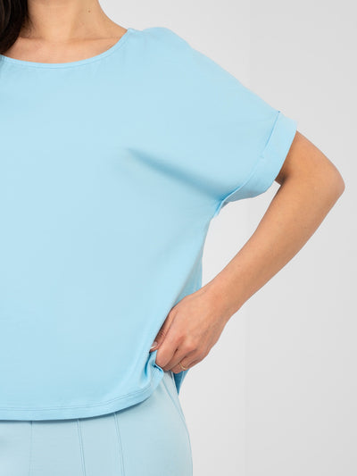 RUE PARIS Pastelowa niebieska bluzka basic o kroju oversize