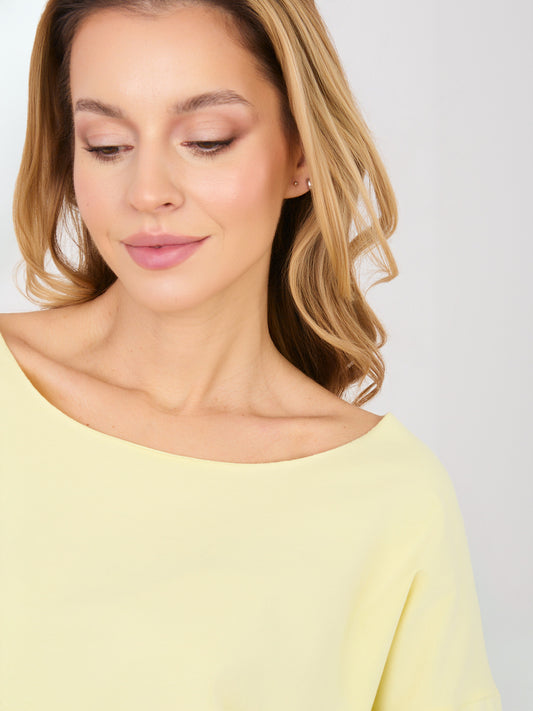 RUE PARIS Pastelowa żółta damska bluzka basic z bawełny