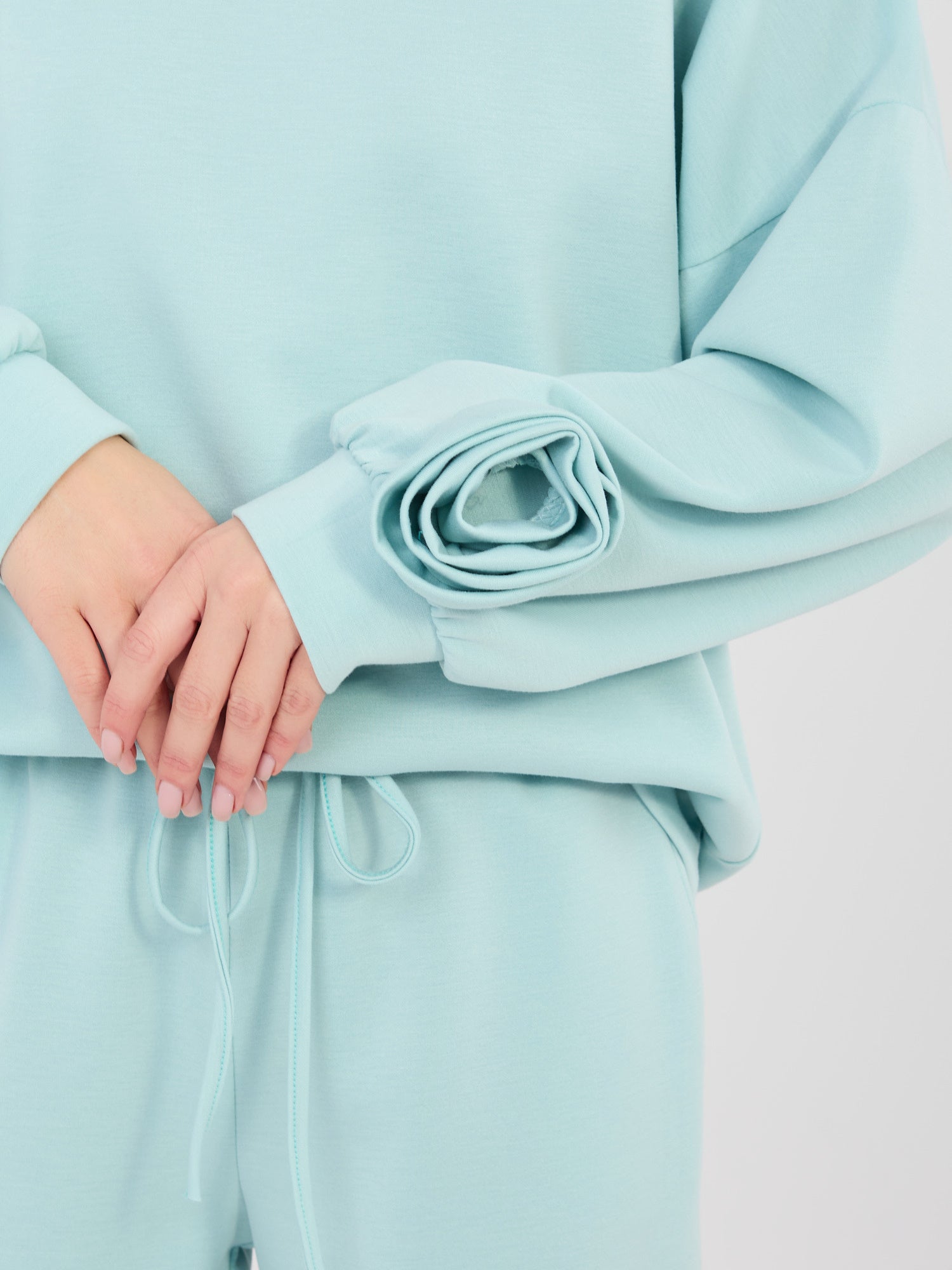 Pastelowy miętowy komplet z bluzą oversize