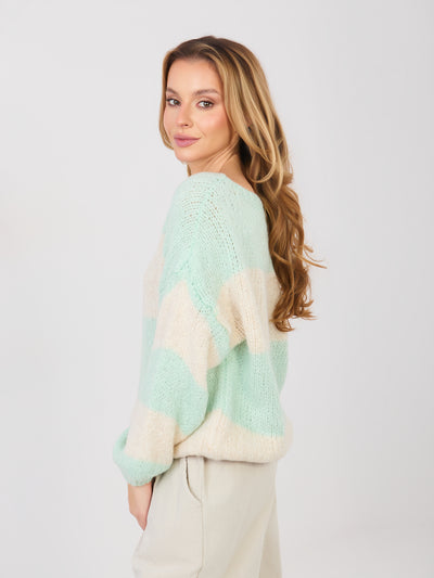 Pastelowy miętowy sweter oversize z wełną