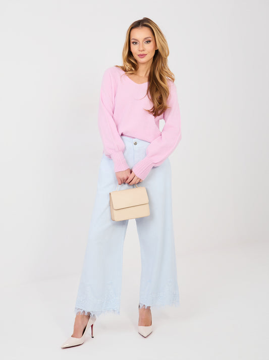 Pastelowy różowy sweter basic z długim rękawem