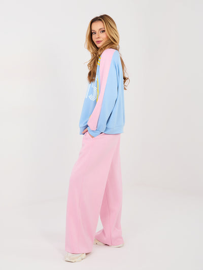 Pastelowy różowy dwuczęściowy komplet oversize
