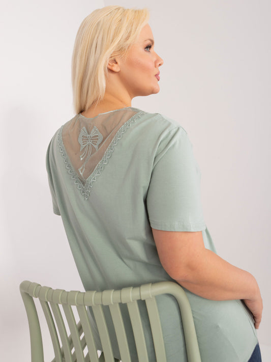 Pistacjowa bluzka plus size z okrągłym dekoltem