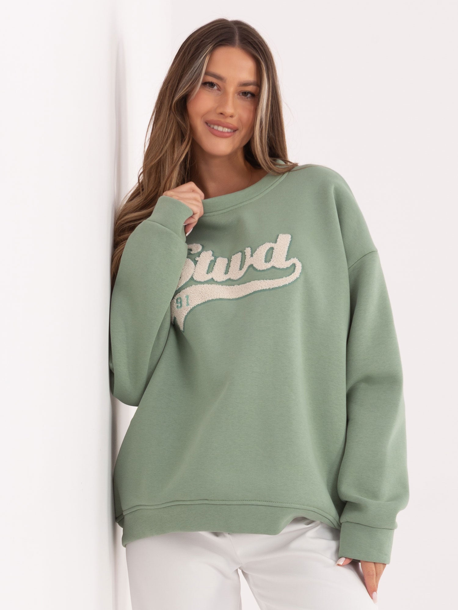 RUE PARIS Pistacjowa damska bluza oversize z ociepleniem