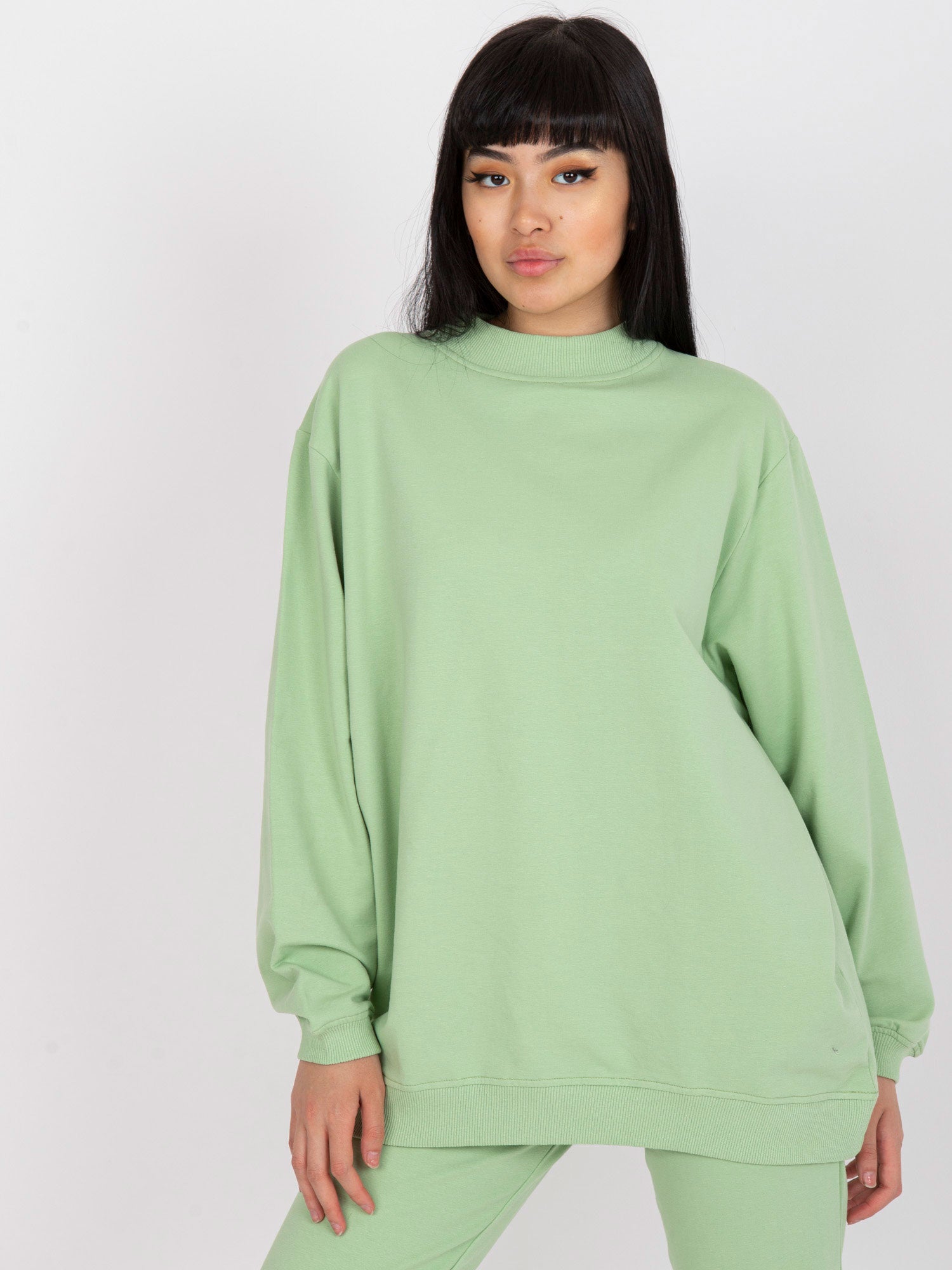 Pistacjowa dresowa bluza basic z bawełny