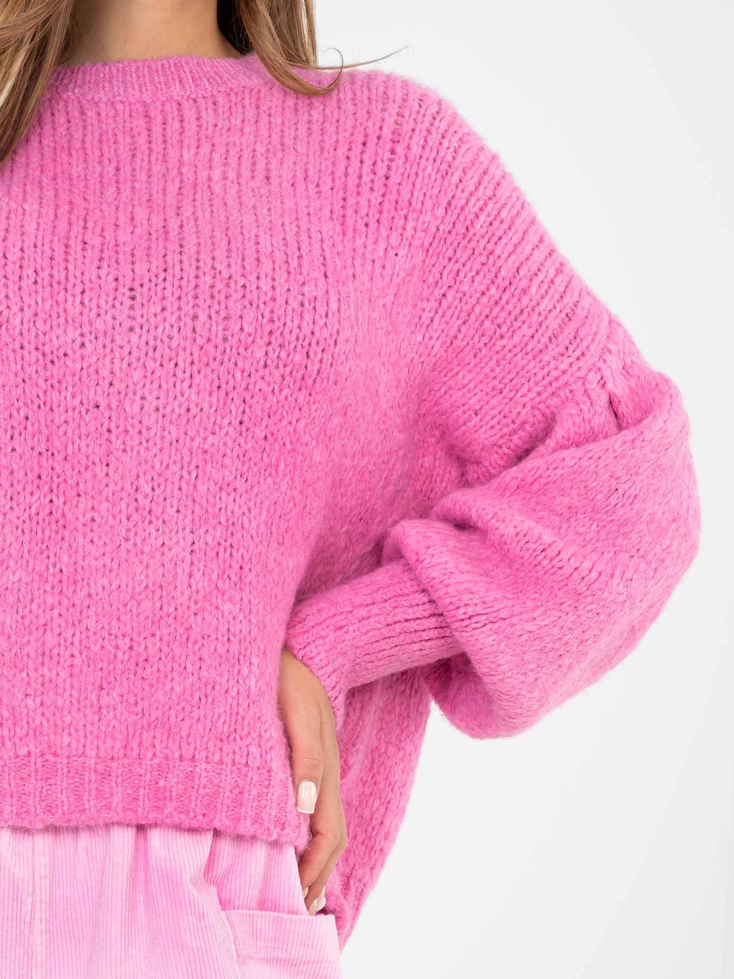 Różowy damski sweter oversize z wełną