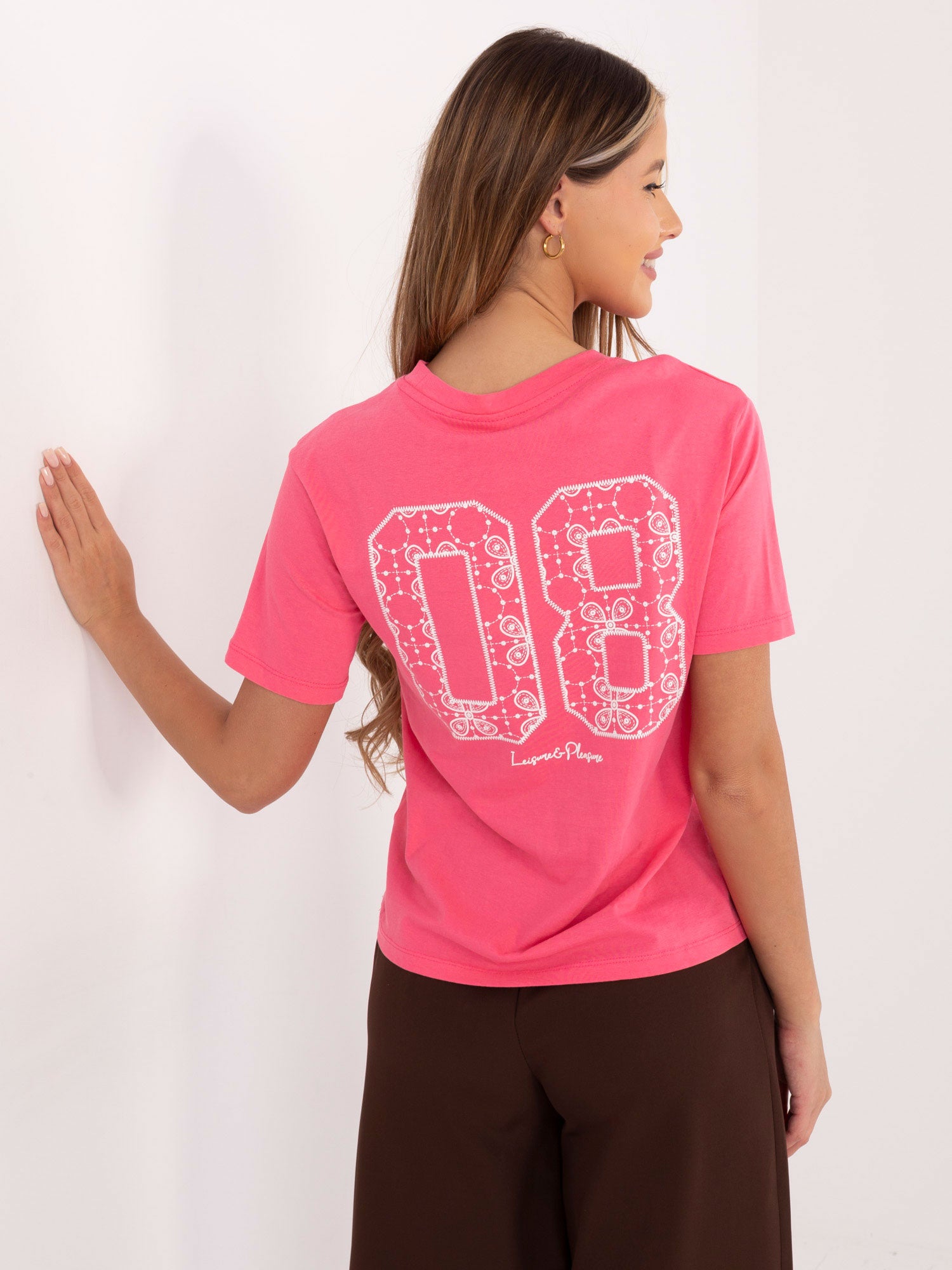 SUBLEVEL Różowy t-shirt z nadrukiem na plecach