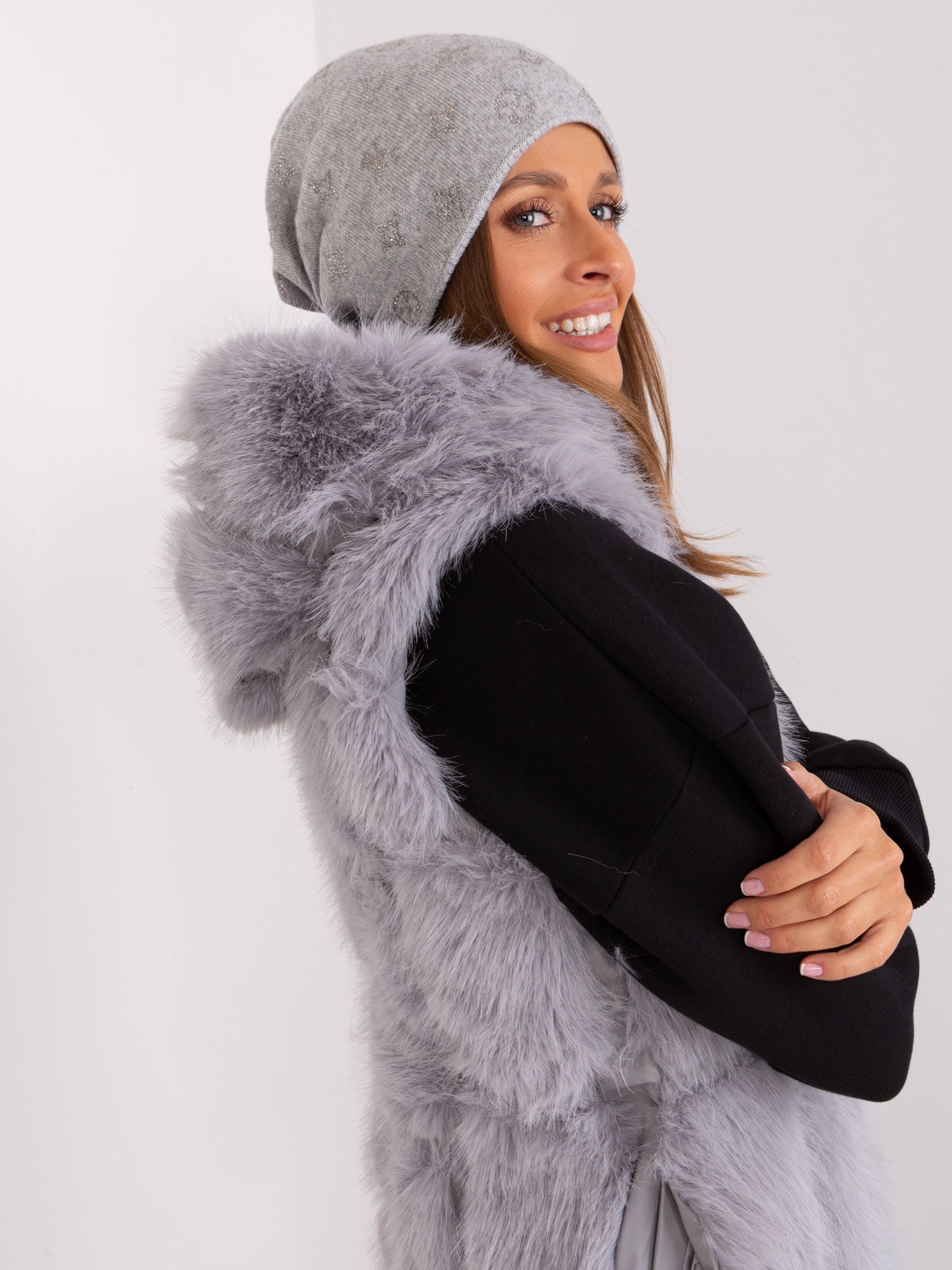 Szara czapka beanie z dodatkiem kaszmiru