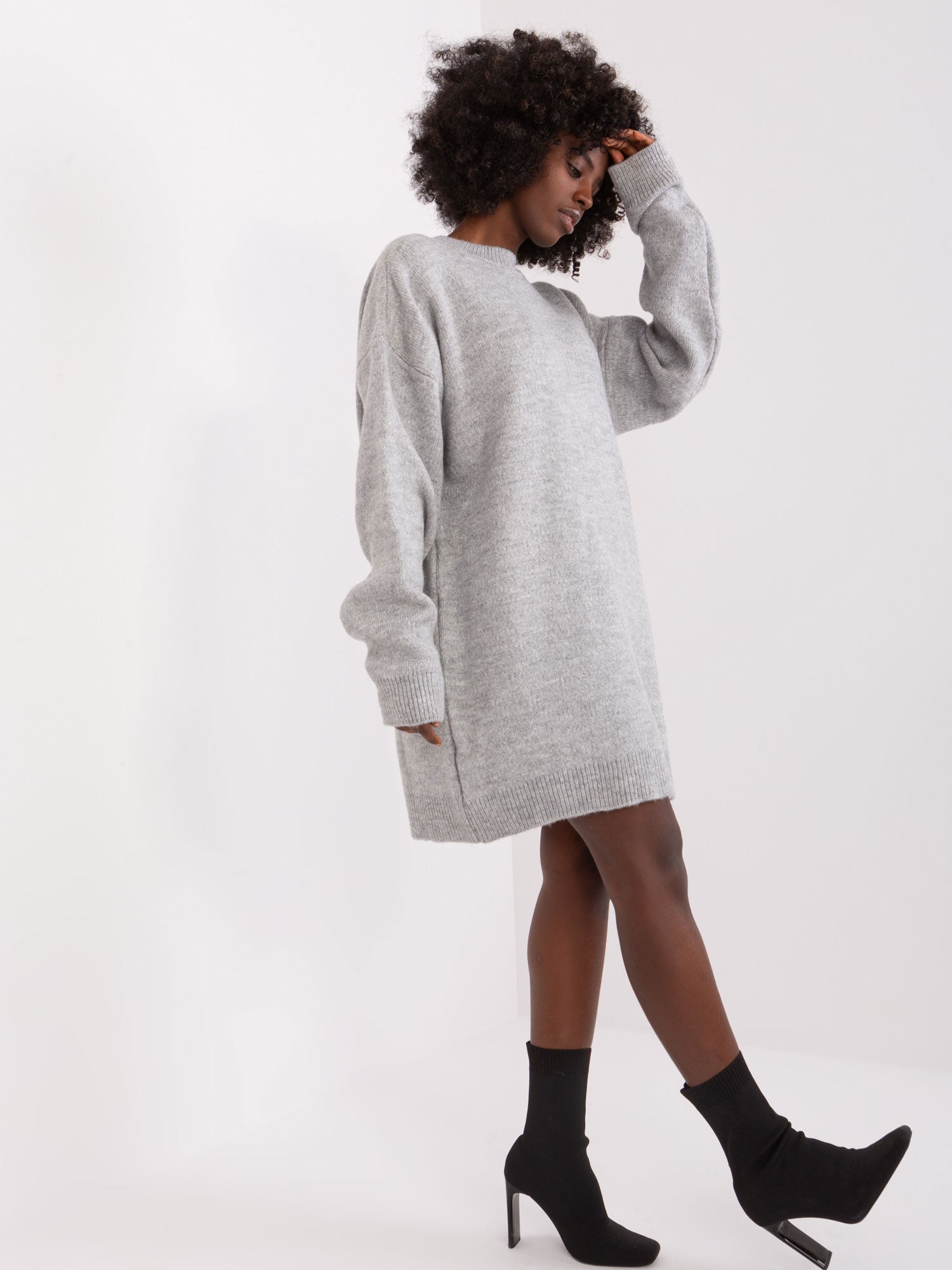RUE PARIS Szara dzianinowa sukienka oversize