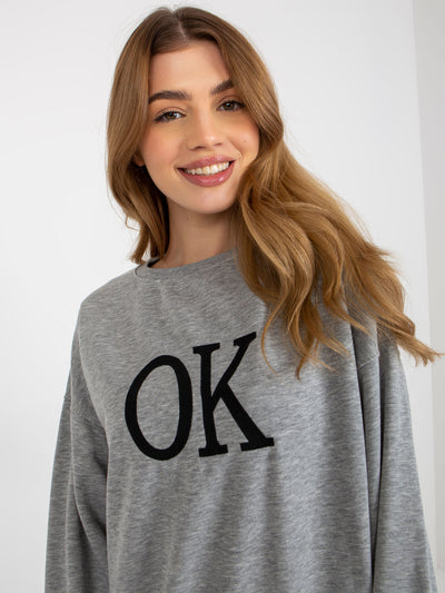 Szara luźna bluza oversize bez kaptura z haftem
