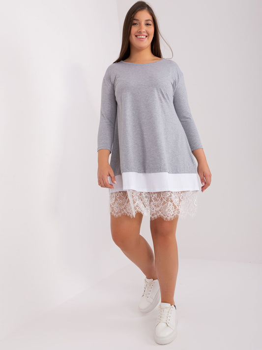 Szara sukienka plus size z bawełny