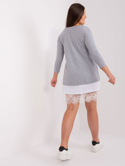 Szara sukienka plus size z bawełny