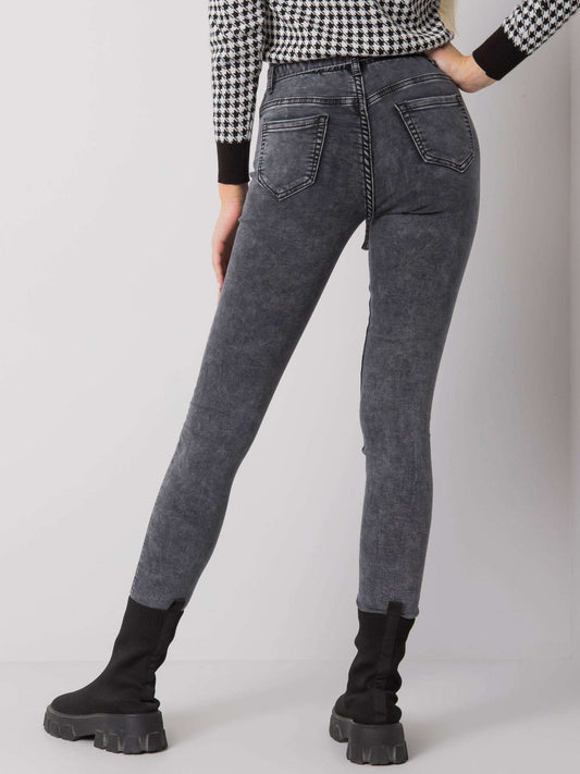 Szare jeansy slim fit z paskiem