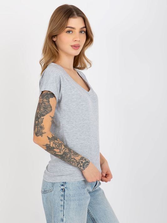 Szary melanżowy t-shirt basic z dekoltem V
