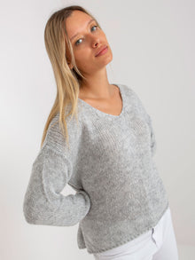 Szary sweter oversize z dekoltem w serek OCH BELLA
