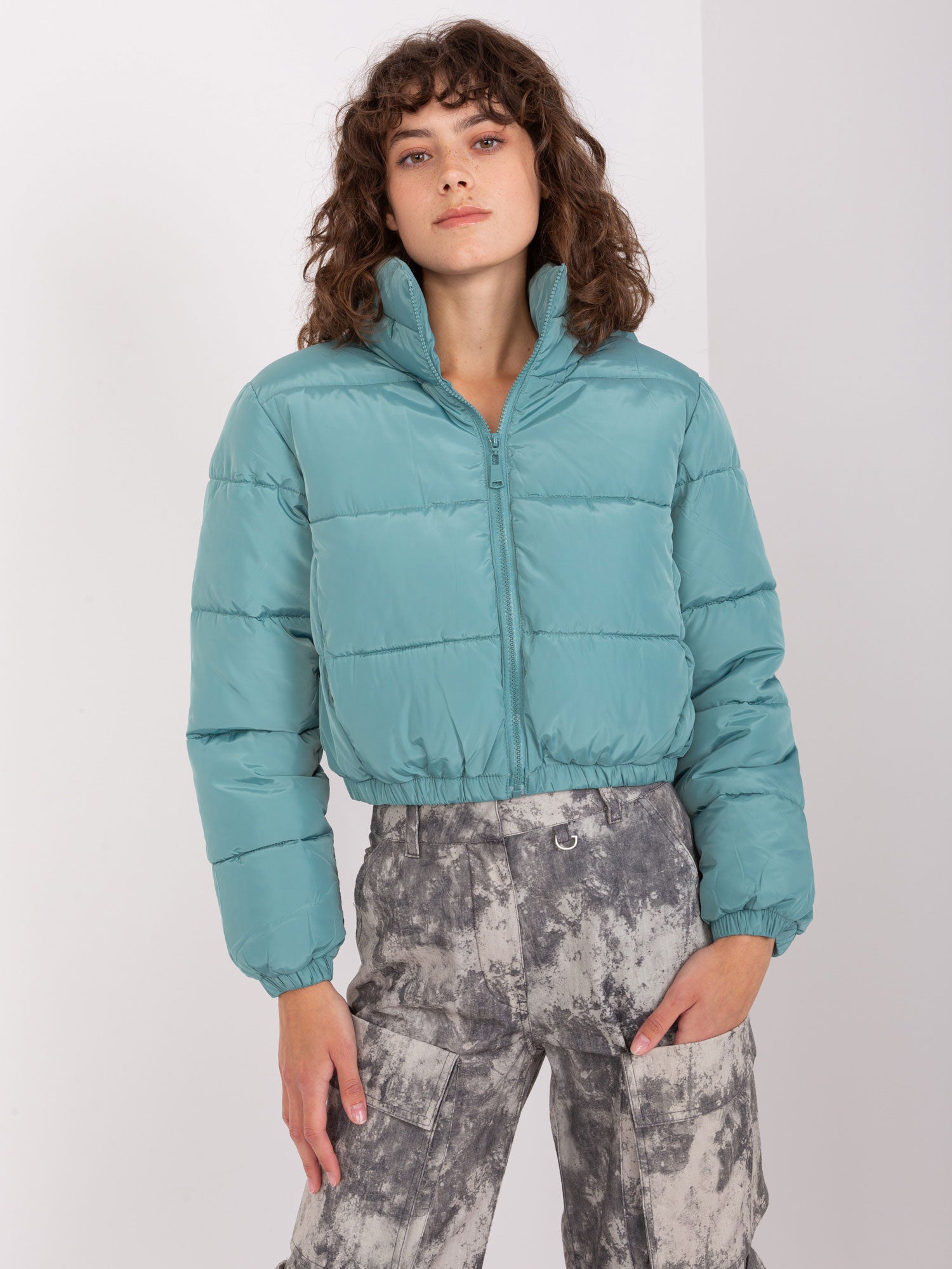 Turkusowa krótka kurtka zimowa