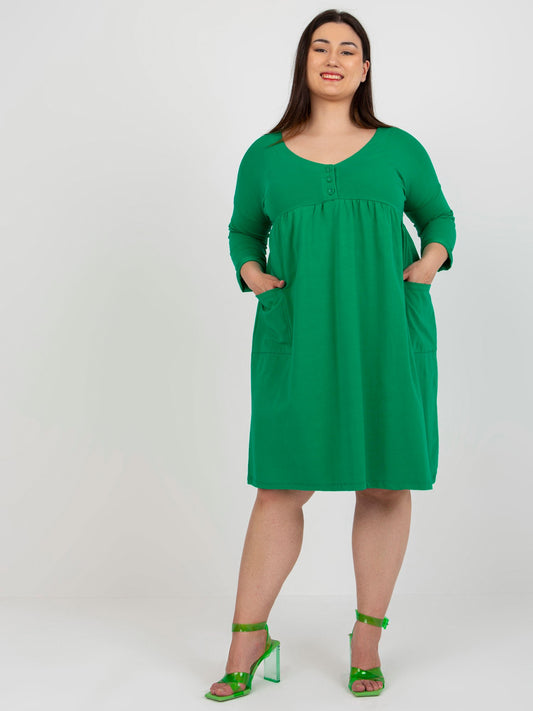Zielona rozkloszowana sukienka plus size z bawełny