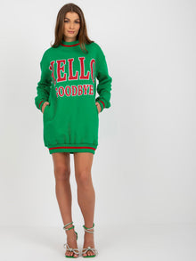Zielona długa bluza oversize z napisami