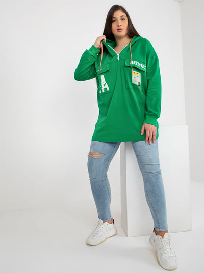 Zielona dłuższa bluza plus size z kapturem